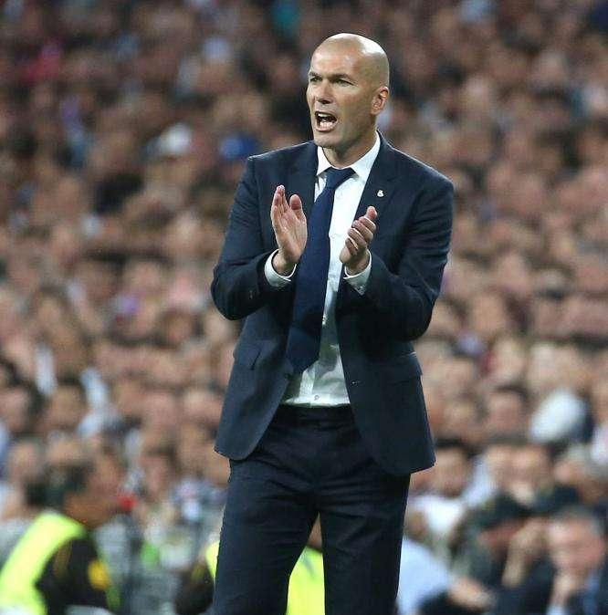 OFICIAL - Zinedine Zidane deja de ser entrenador del Madrid: se marcha con un palmarés de leyenda