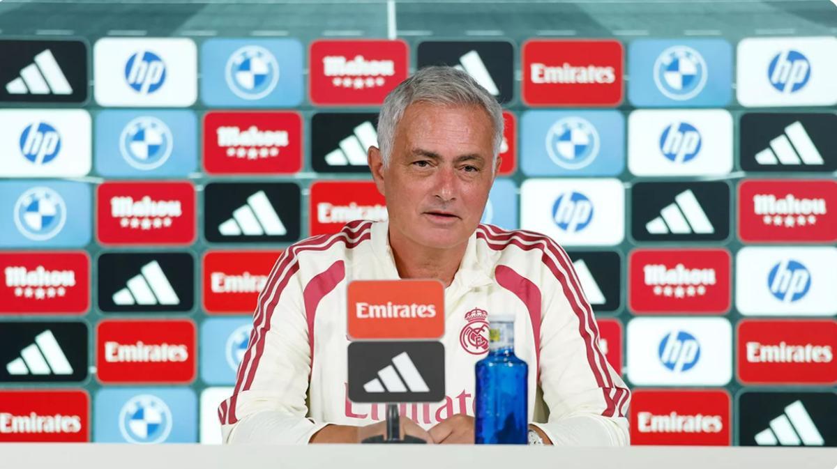 José Mourinho, sobre Asencio: "Un jugador del Real Madrid lo es las 24 horas del día"