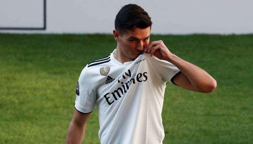 VÍDEO - Brahim ya está en Milán para cerrar su cesión