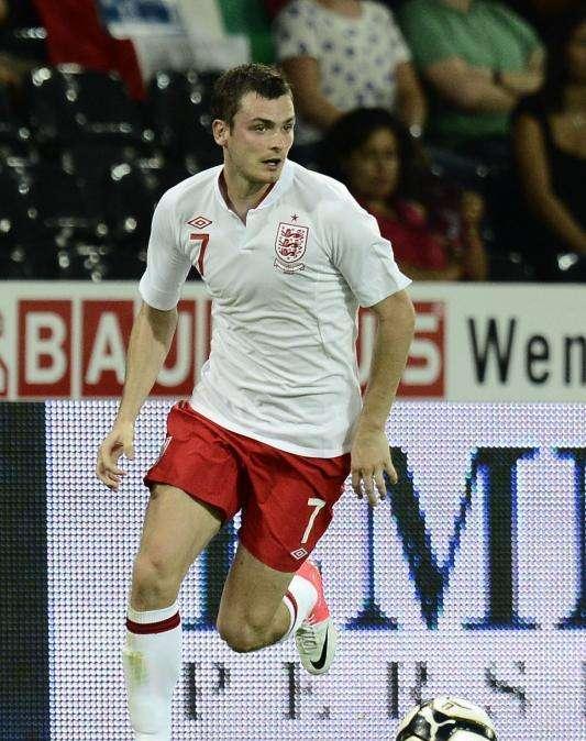 OFICIAL: El Sunderland despide a Adam Johnson