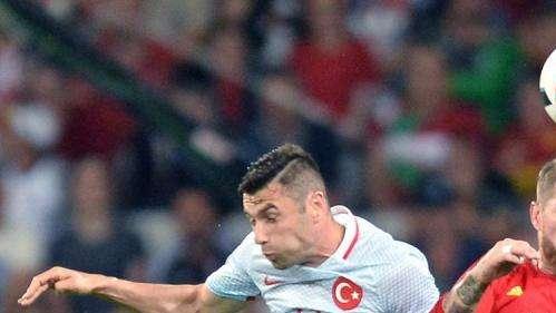 España jugará con su primera equipación ante una Rusia que lo hará con la segunda