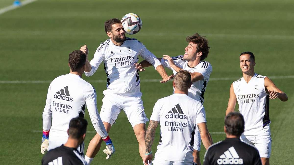 Informe del entrenamiento: gimnasio y ejercicios con balón