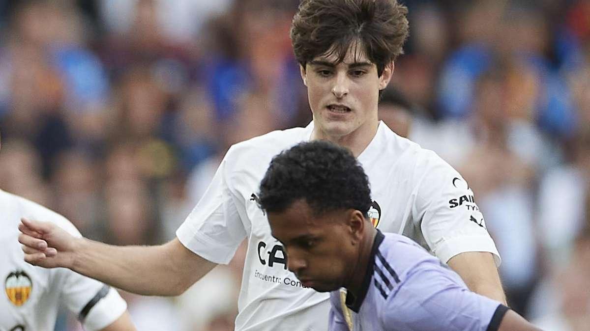 INFO BD | La postura del Real Madrid en torno al posible fichaje de Javi Guerra