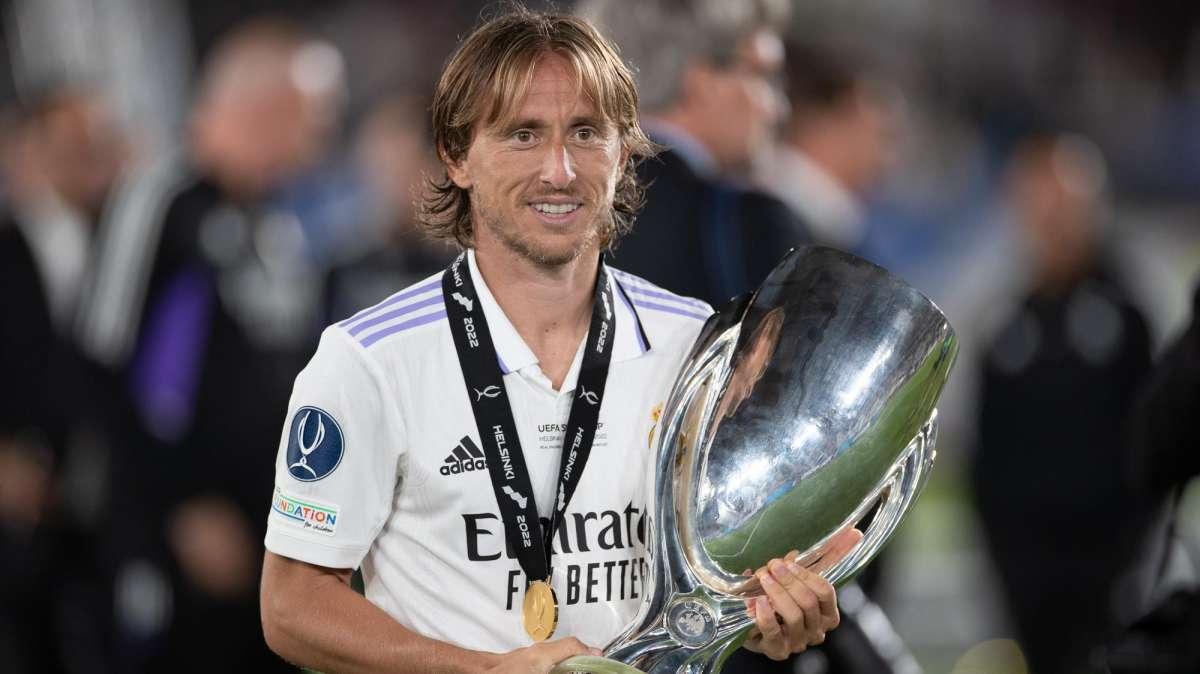 Modric: "Nunca se sabe cuánto vas a durar a este nivel en este club. La salida de Casemiro..."
