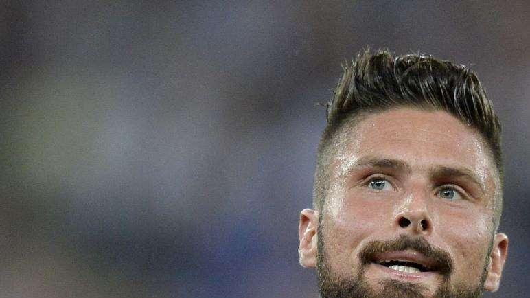 Giroud explica el enfado con Benzema: "Yo al menos mantengo una relación de respeto hacia él" 