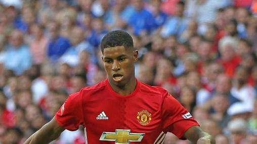 Mirror - El Real Madrid baraja un alternativa a Mbappé y juega en el United