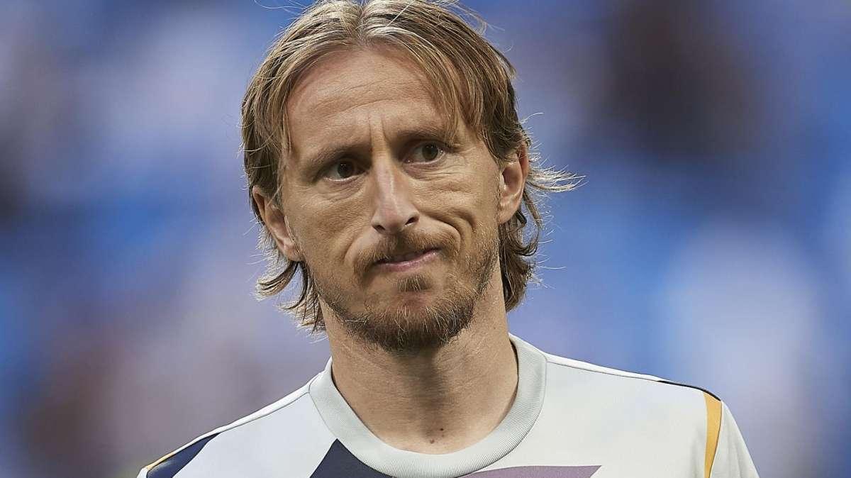 Bombazo: Modric ya se ha reunido con otro club y tiene una oferta sobre su mesa