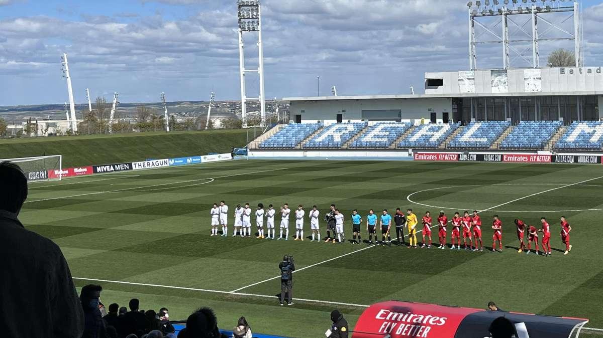 VÍDEO | Iker Bravo celebra su primer gol con el Castilla… ¡bailando con Vinicius Tobías!