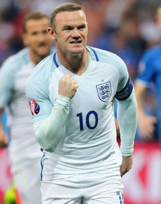 Rooney confiesa el secreto mejor guardado: "Nunca he dejado de usar pijamas del Everton en casa con mis hijos"