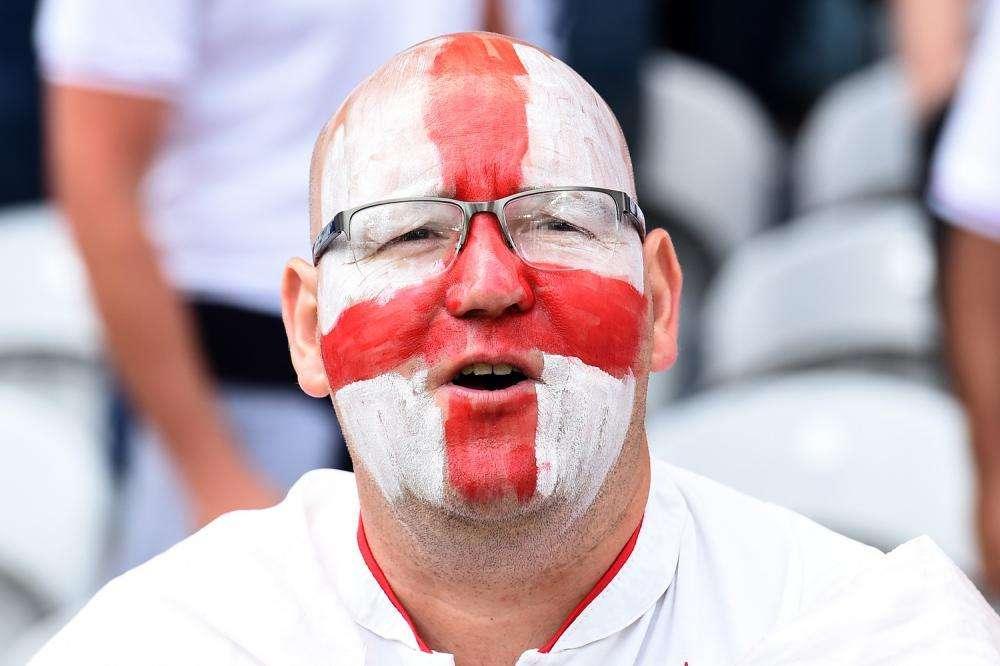 Escándalo en Inglaterra ante la posible no convocatoria de uno de sus jugadores