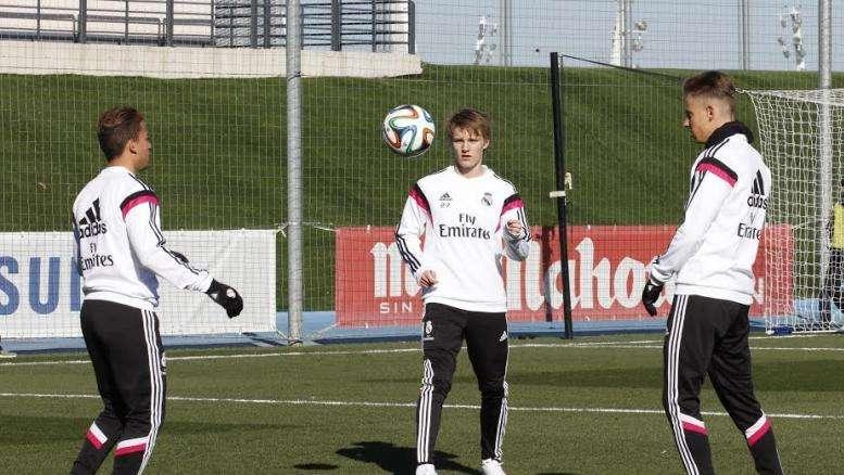 Buena noticia para el Madrid: una de sus mayores promesas renueva con los blancos