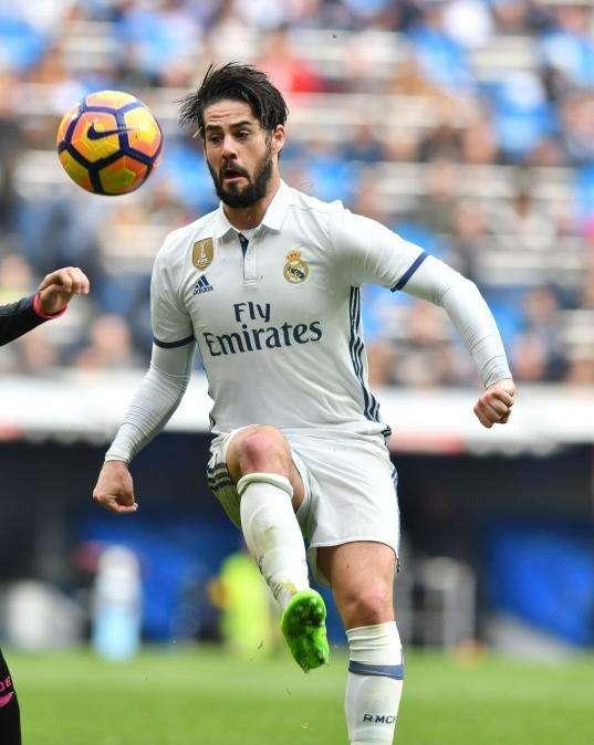 Roberto Gómez: "Isco se ha consagrado, lo tiene todo para ser el nuevo Iniesta"