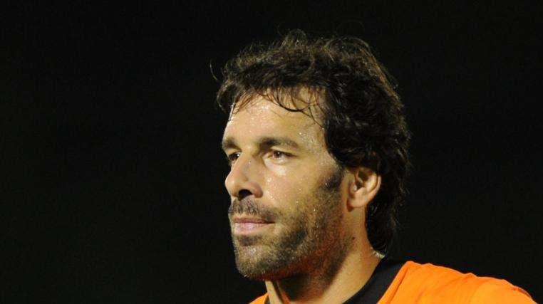 Van Nistelrooy: “Mi mujer y mis hijos fueron al Bernabéu contra el City y alucinaron. Ancelotti…”