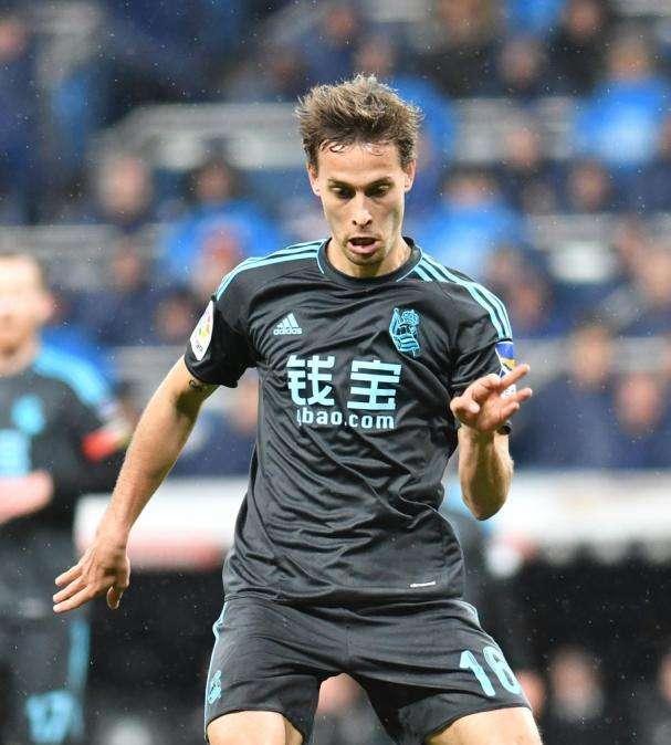 El ex-madridista Canales pone fin a su etapa en la Real Sociedad