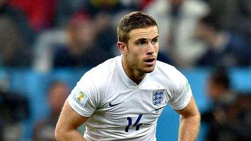 Henderson: "El Liverpool es el mejor lugar para Sterling"