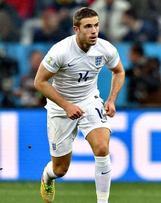Henderson renueva con el Liverpool