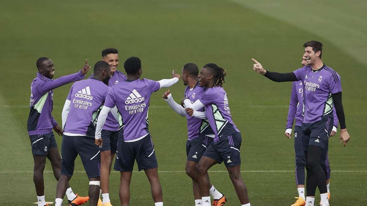 Vinicius, ausente del entrenamiento: Álvaro Rodríguez, presente