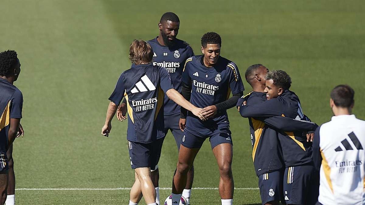 Las mejores imágenes del último entrenamiento del Real Madrid antes del derbi