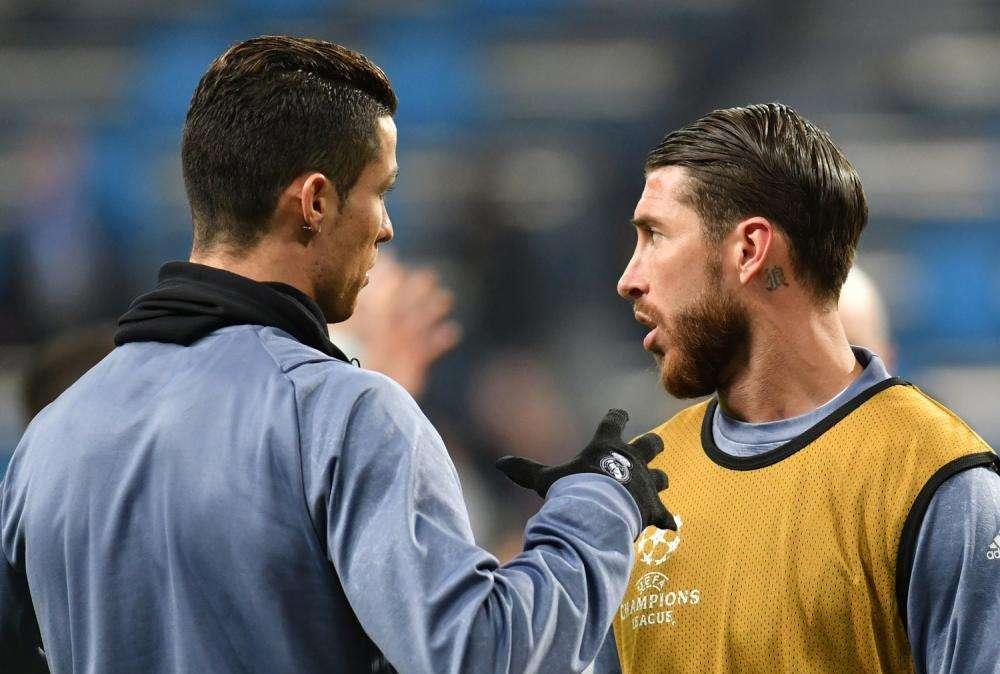 Marca - 'Toque' de Ramos: "Estamos contigo Cris, pero ayuda también tú"
