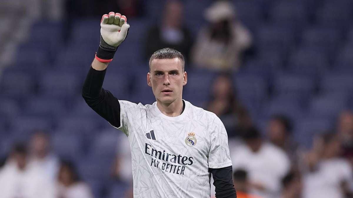 Lunin, a la espera de noticias sobre futuro en el Real Madrid