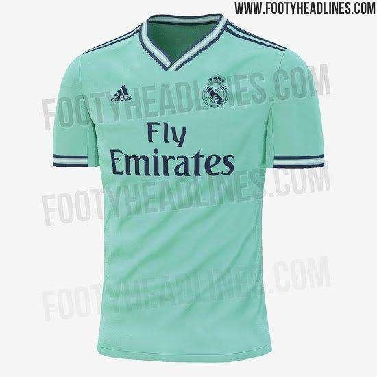 FOTO - Se filtra la que podría ser la tercera equipación del Real Madrid la próxima temporada