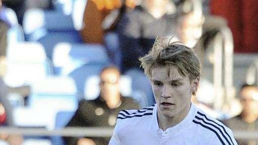 Los padres de Odegaard vistos en Alemania para cerrar su salida del Real Madrid