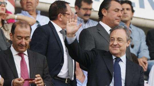 Marca - El 'calentón' de Florentino en Girona: enfadado y decepcionado
