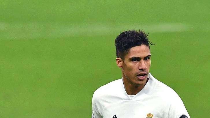 El Real Madrid intentó incluir a Varane en la operación Mbappé