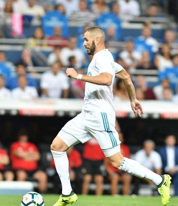 Benzema se sincera: "Un delantero es mucho más que marcar goles, es abrir huecos..."