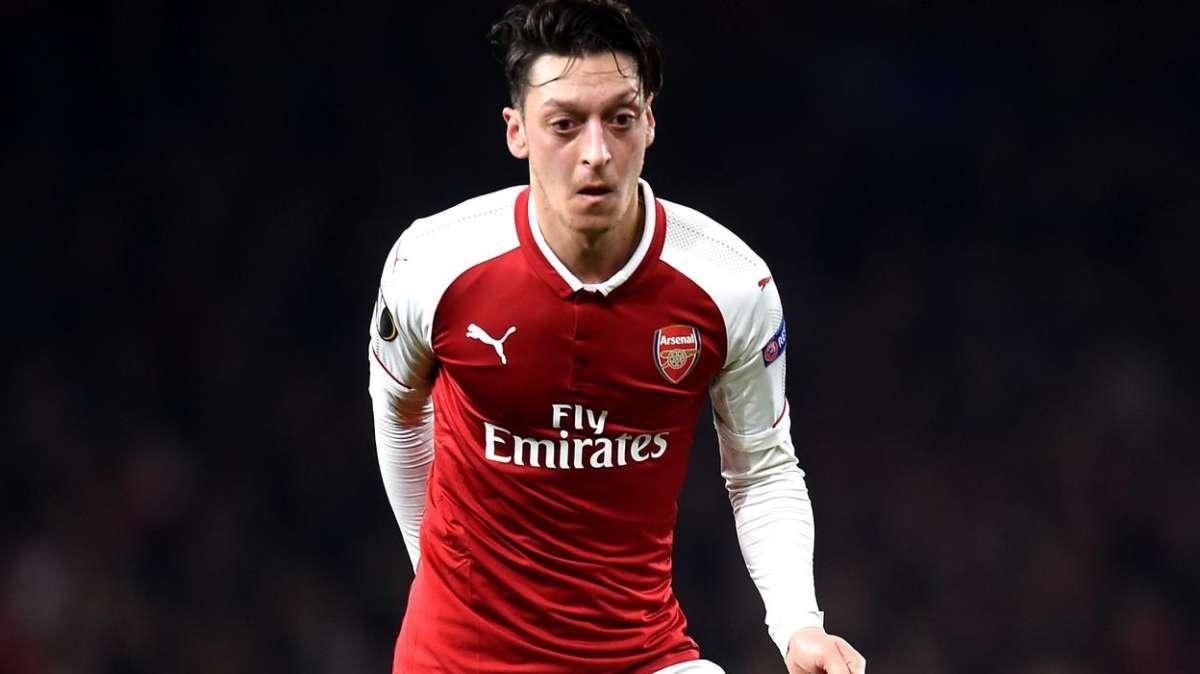 El emotivo mensaje de Özil a Ramos: “Todavía recuerdo el tiempo que pasamos en el Real Madrid”