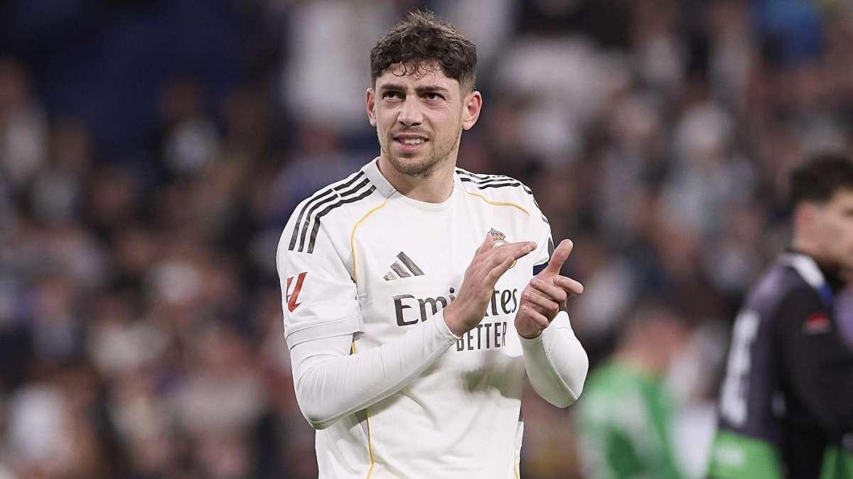 El Real Madrid tiene nuevo lateral derecho: Valverde vuelve al medio