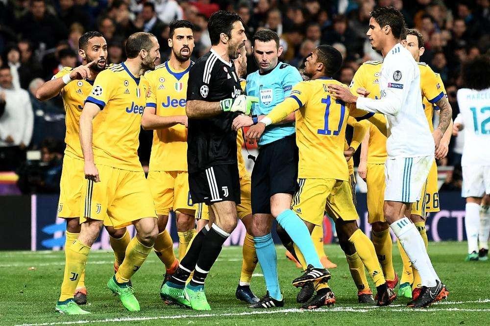 Real Madrid y Barça empatan a penaltis concedidos en Champions League