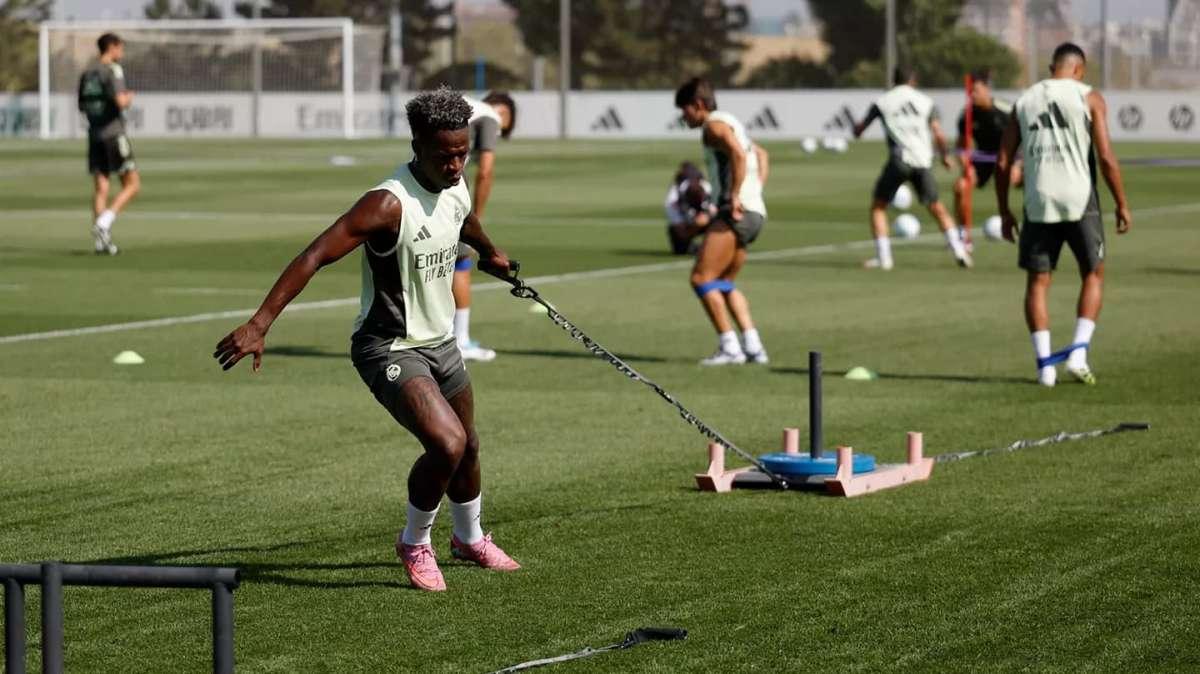 Tres bajas para Xabi Alonso en el penúltimo entrenamiento de la semana