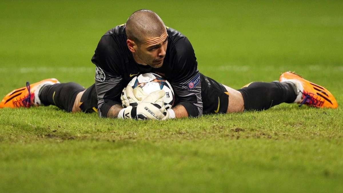 OFICIAL: Víctor Valdés ficha por el Manchester United