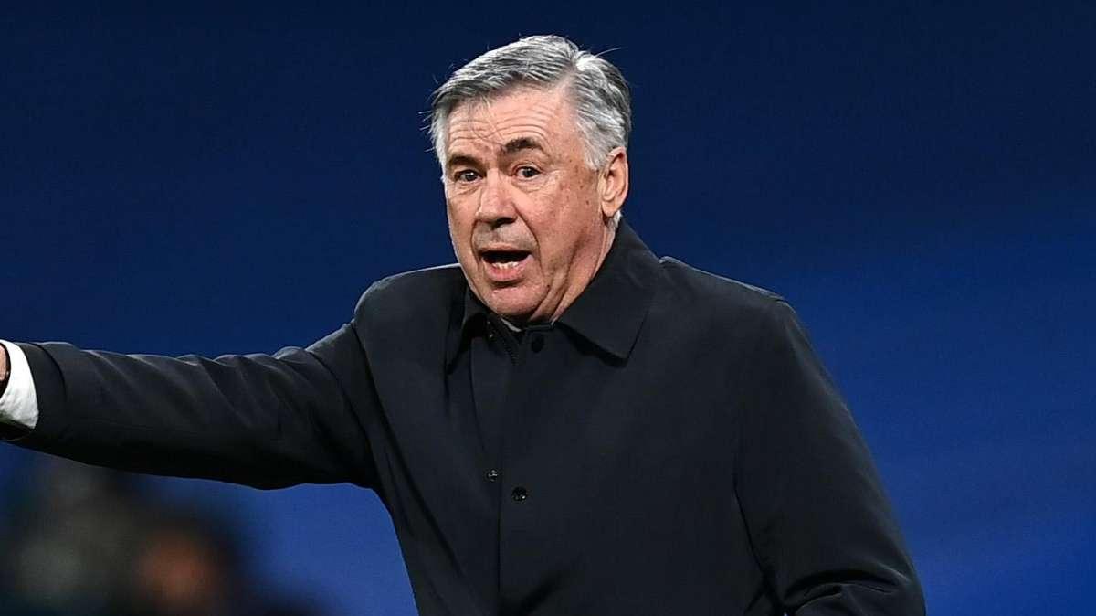Carlo Ancelotti, sorprendido con el rendimiento de uno de sus jóvenes centrocampistas 