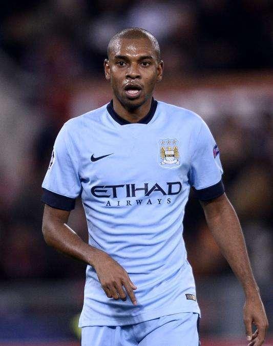 Fernandinho: "Casemiro cambió totalmente la cara del Real Madrid. Da mucha estabilidad"