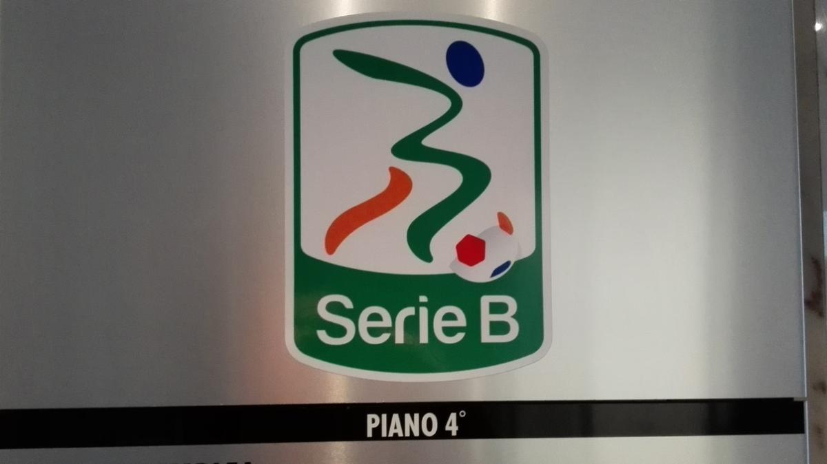 Serie B, l'assemblea rinvia al 13 maggio la 34ma giornata