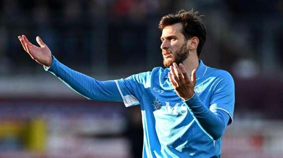 Tegola per il Napoli! Kvara è out per infortunio al ginocchio e può saltare la Juve!