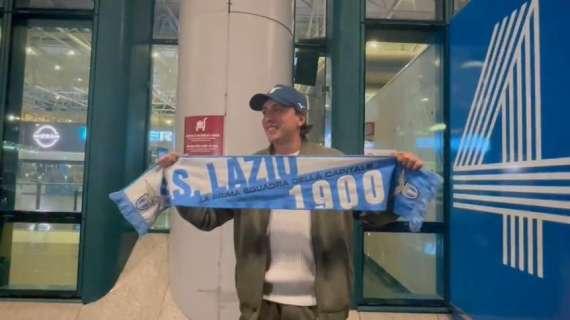 Pellegrini, prime parole da laziale: "Indosso la maglia della squadra del mio cuore, difficile esprimere la mia felicità"