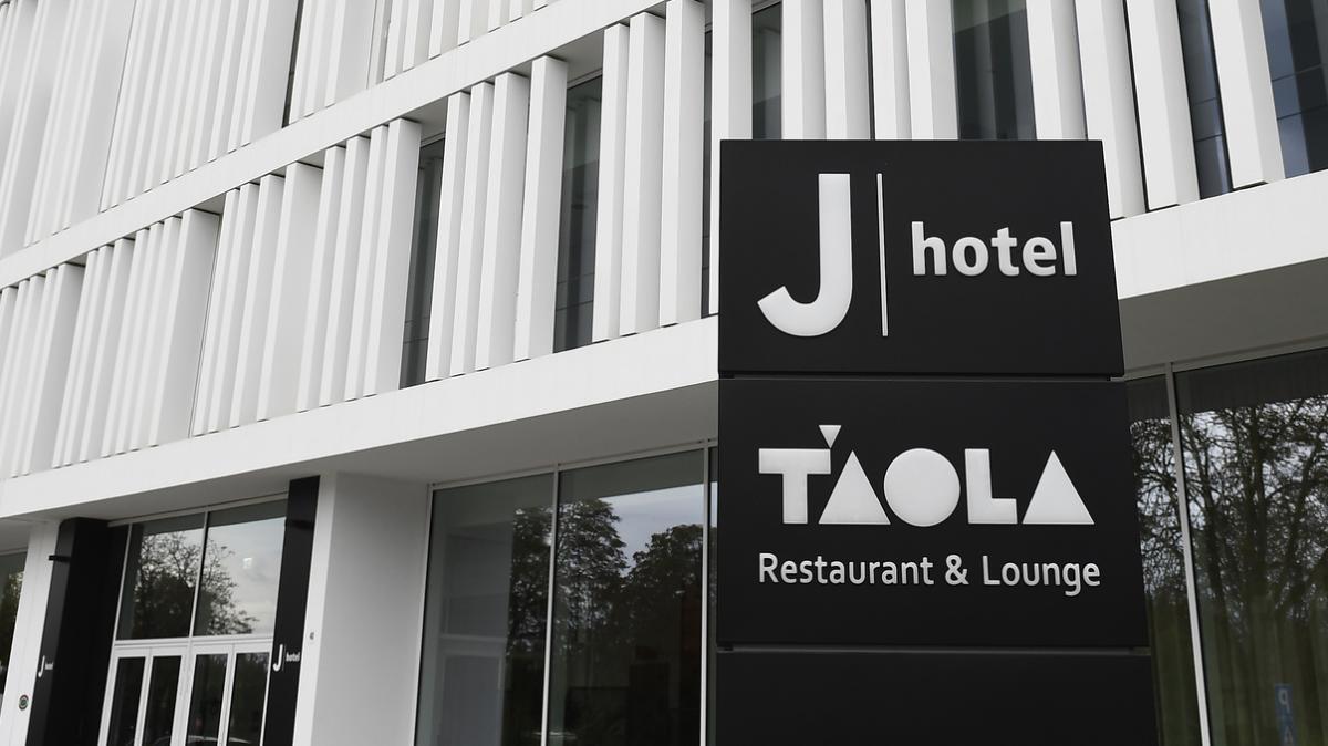 Il raduno di Rbn al J Hotel. Tutte le informazioni per partecipare all'evento