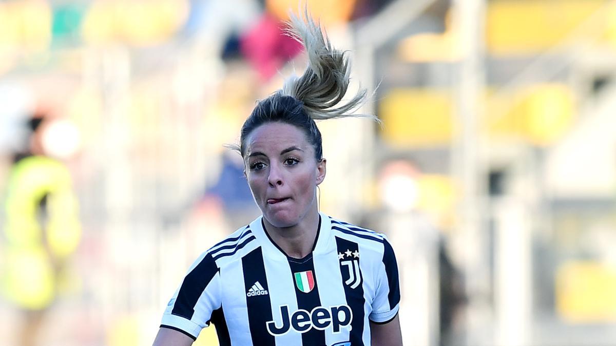 Rosucci: "Preferisco sempre giocare a centrocampo, ma sono pronta a dare il mio contributo anche in difesa"