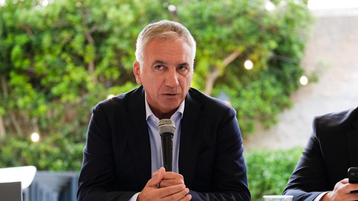Meluso: "Mercato a rilento? Non c'entra il Mondiale, certi giocatori non possiamo comunque permetterceli"
