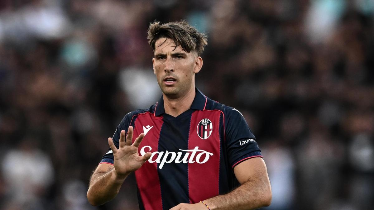 Romano: "Tentativo Juve per Miranda respinto dal Bologna"