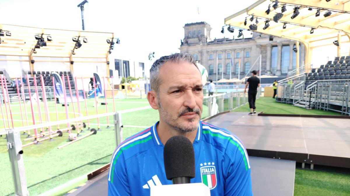 Zambrotta: "Juve che errore non confermare Vlahovic. Sullo scudetto..."