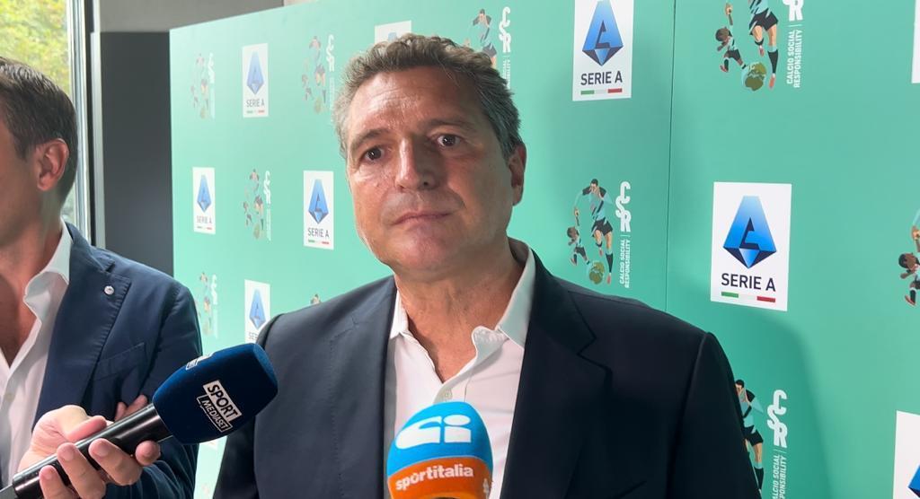 De Siervo difende VAR e Serie A, ma la verità è un’altra