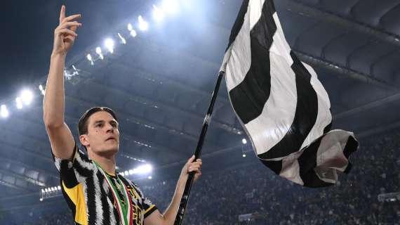 Fagioli omaggia Alex Sandro e fa una dedica ai tifosi: ''Mi siete mancati''