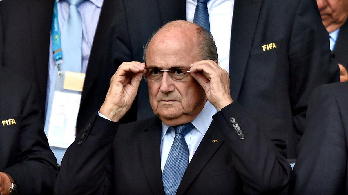 Chi si rivede, Blatter: "Troppe 48 squadre al Mondiale. E la FIFA si è politicizzata"