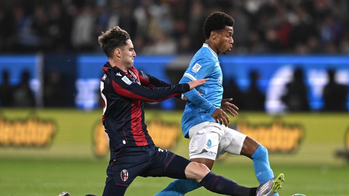 Juve, blitz a Bologna: non solo Lucumì, spunta anche Miranda