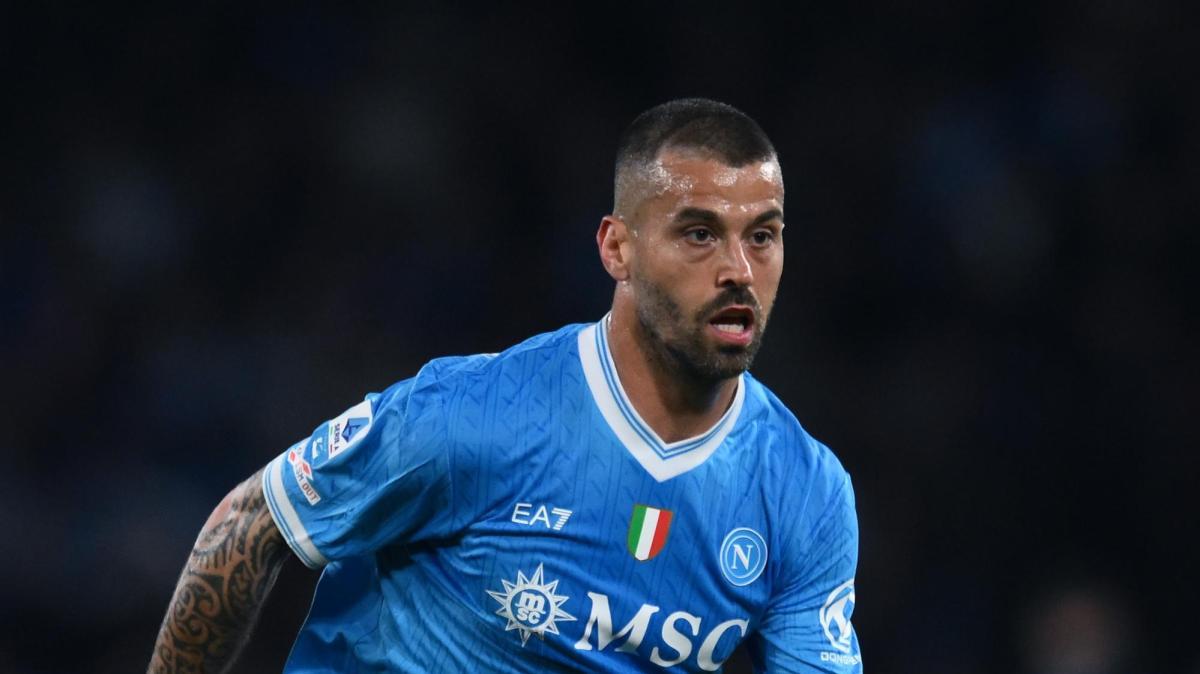 Spinazzola rimane al Napoli: "Che emozione, volevo restare qui"