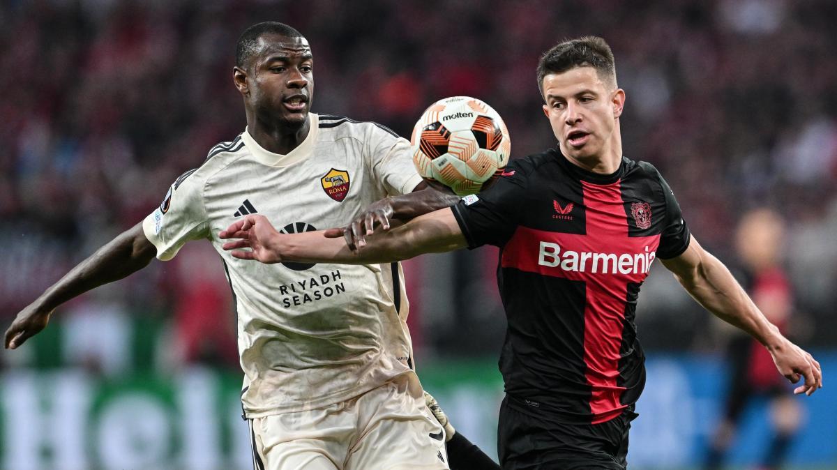 Juve, spunta Hložek: il bomber tutta potenza arriva a sorpresa dalla Bundesliga?